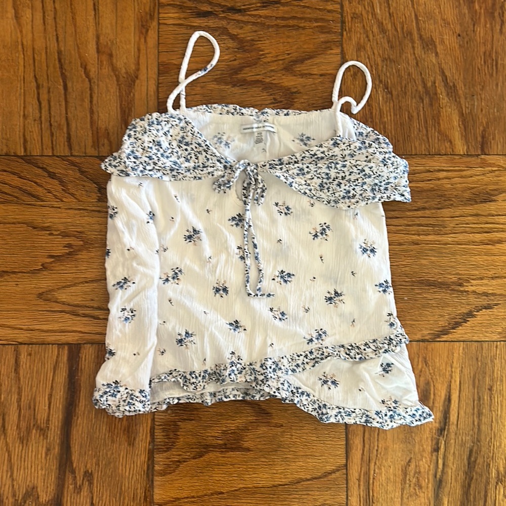 American Eagle outfitters XXS white blue floral tank